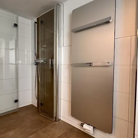 Db-rooms-b Apartment